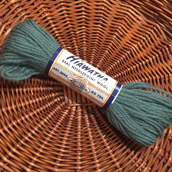 NEEDLEPOINT YARN - Picture 5 of 5